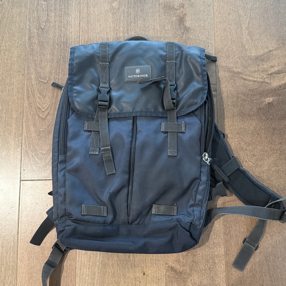 Victorinox Altmont 3.0 Flaptop Laptop Backpack Blue 12.5"W x 18.74"H x 5"D